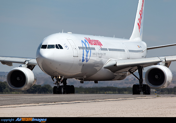 Airbus A330-343 Airbus A330-343