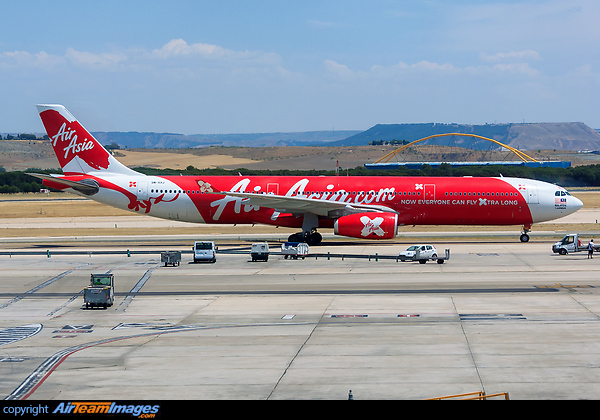 Airbus A330-343 Airbus A330-343