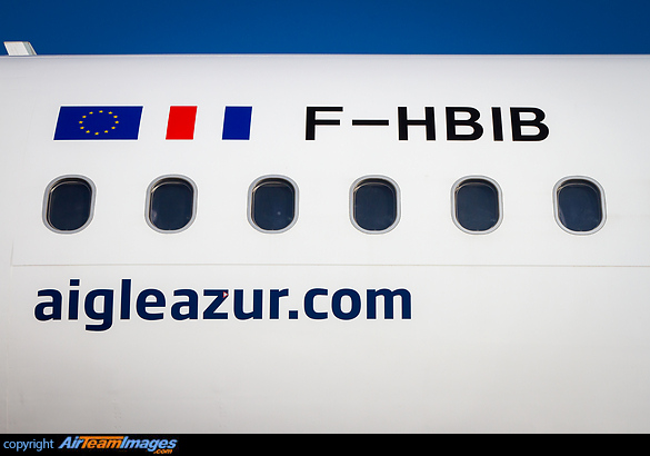 Airbus A320-214 Airbus A320-214