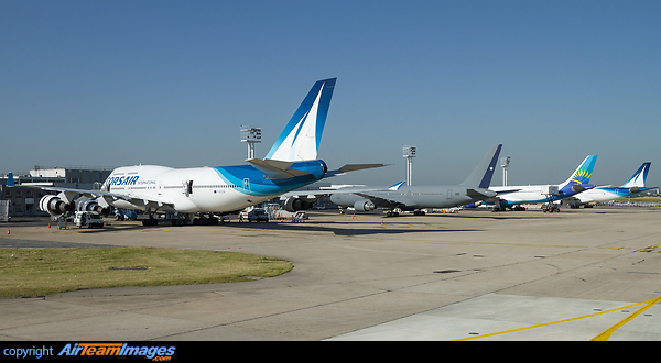 Boeing 747-422 Boeing 747-422