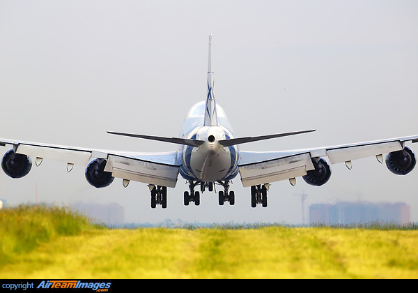 Boeing 747-8HVF/SCD Boeing 747-8HVF/SCD