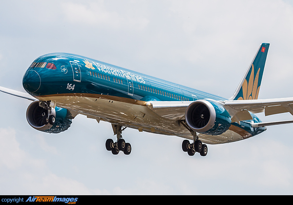 Boeing 787-9 Dreamliner Boeing 787-9 Dreamliner