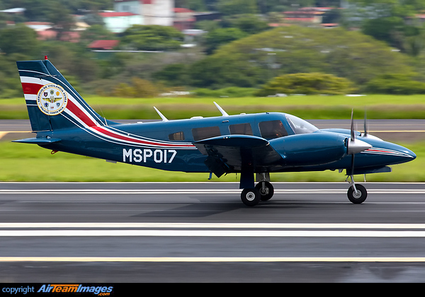 Piper PA-34-200T Seneca Piper PA-34-200T Seneca
