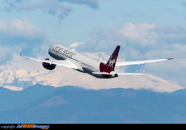 Boeing 787-9 Dreamliner Boeing 787-9 Dreamliner