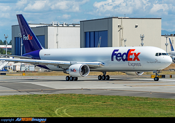 Latest Federal Express (FedEx) Boeing 767-3S2F(ER) (cn 42715 / ln 1083) turning on rwy 16R to take off on its delivery flight to Memphis Intl as FDX9048 Boeing 767-3S2F/ER