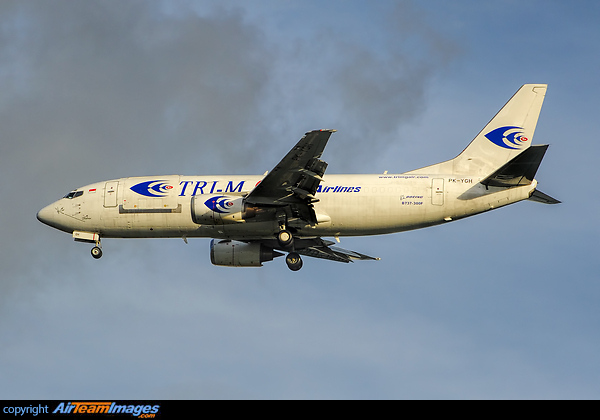 Boeing 737-36N Boeing 737-36N