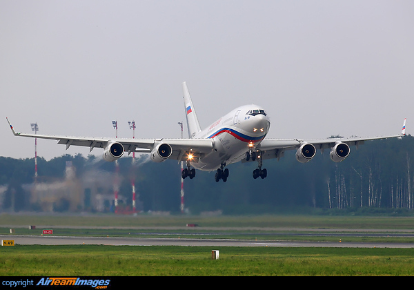 Ilyushin Il-96-300PU Ilyushin Il-96-300PU