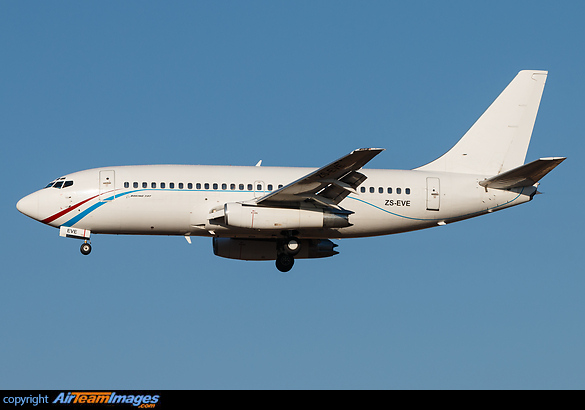 Boeing 737-230/Adv Boeing 737-230/Adv