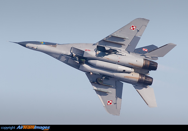 Mikoyan Gurevich MiG-29UB Mikoyan Gurevich MiG-29UB