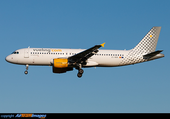 Airbus A320-214 Airbus A320-214