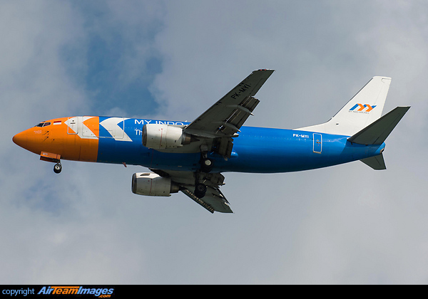Boeing 737-3Z0(SF) Boeing 737-3Z0(SF)
