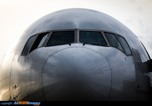 Boeing 777-FZN Boeing 777-FZN
