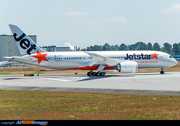 Jetstar Airways latest Boeing 787-8 Dreamliner on her first fight Boeing 787-8 Dreamliner