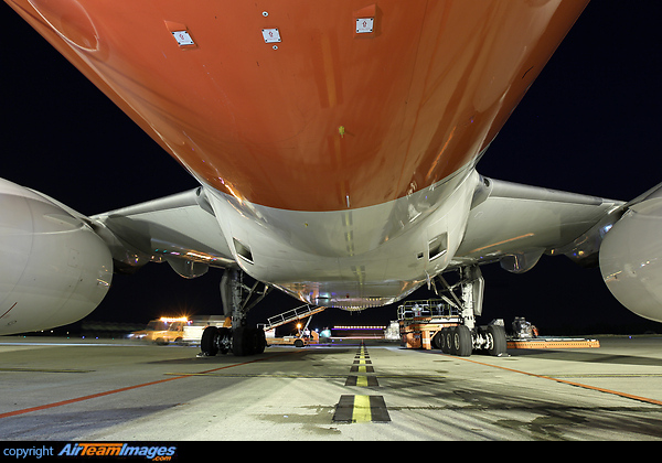 Boeing 777-FHT Boeing 777-FHT