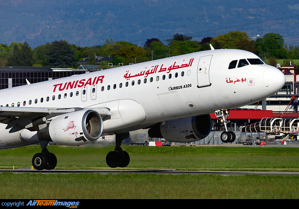 Airbus A320-211 Airbus A320-211
