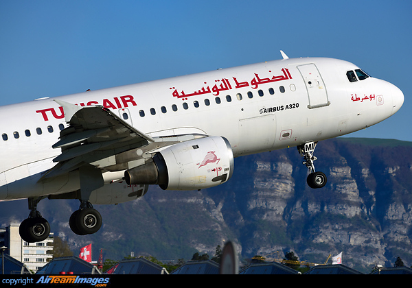 Airbus A320-211 Airbus A320-211