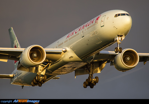 Boeing 777-333/ER Boeing 777-333/ER
