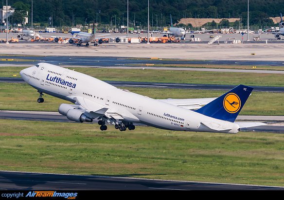 Boeing 747-430 Boeing 747-430