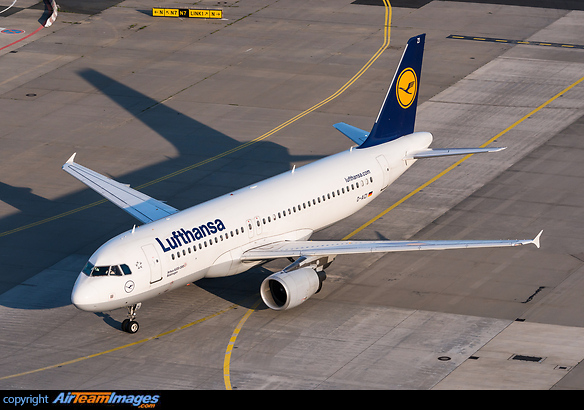 Airbus A320-214 Airbus A320-214
