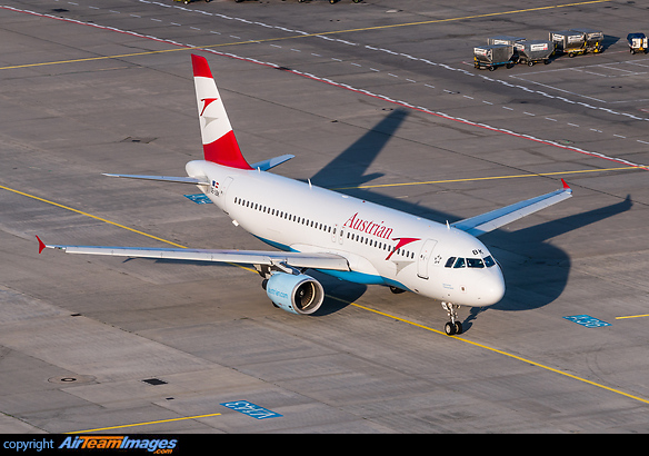Airbus A320-214 Airbus A320-214
