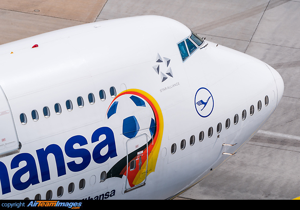 Boeing 747-830 Boeing 747-830