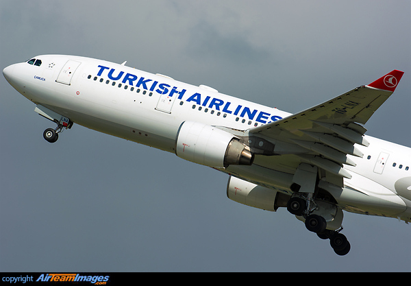 Airbus A330-223 Airbus A330-223