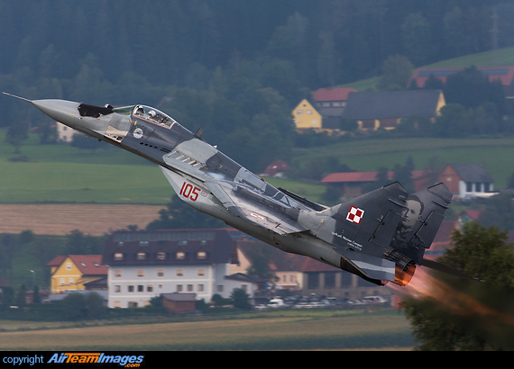 Mikoyan Gurevich MiG-29A Mikoyan Gurevich MiG-29A