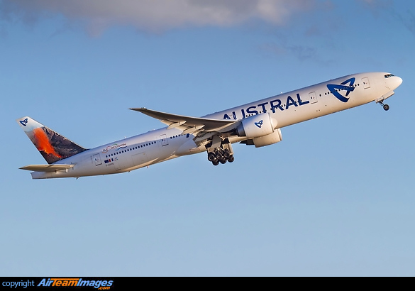 Boeing 777-3Q8/ER Boeing 777-3Q8/ER