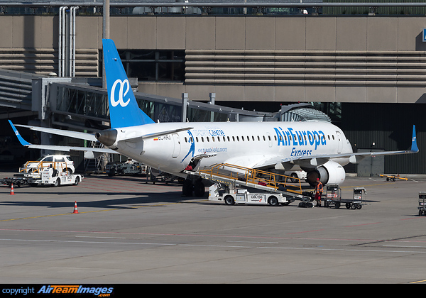Embraer ERJ-190LR Embraer ERJ-190LR