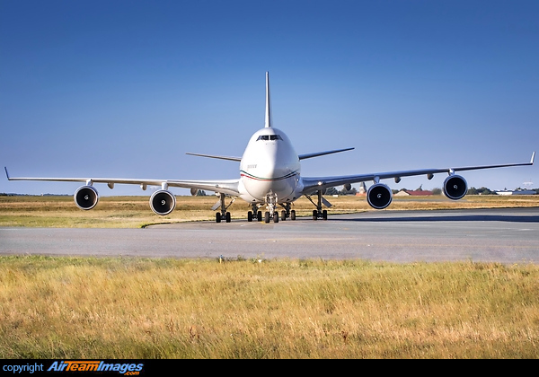 Boeing 747-48E Boeing 747-48E