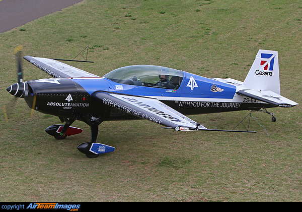 Extra EA-300 Extra EA-300