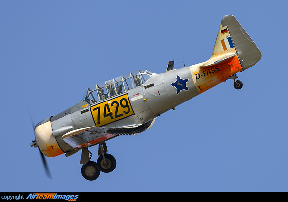 North American AT-6D Harvard North American AT-6D Harvard