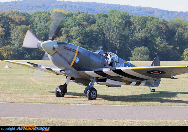 Supermarine 361 Spitfire LF16E Supermarine 361 Spitfire LF16E