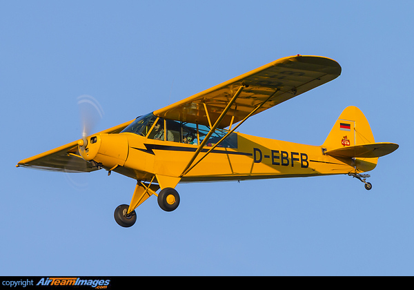 Piper PA-18-95 Super Cub Piper PA-18-95 Super Cub