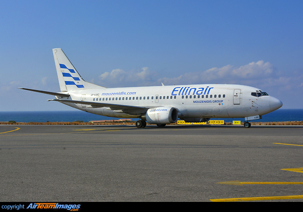 Boeing 737-382 Boeing 737-382
