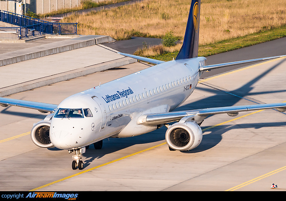 Embraer ERJ-190LR Embraer ERJ-190LR