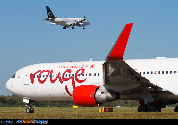 Boeing 767-333/ER Boeing 767-333/ER