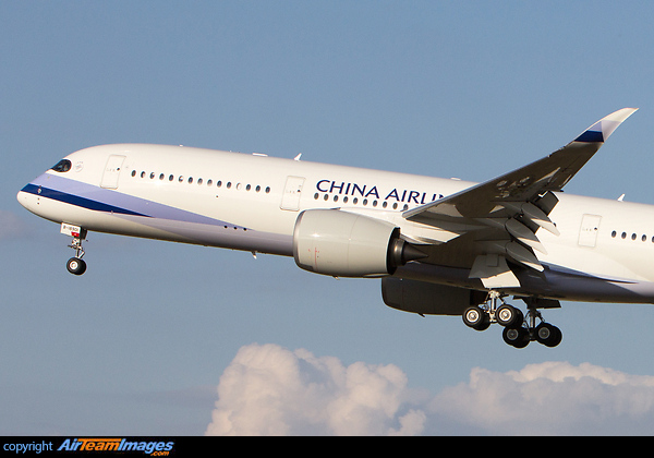 First A350 for China Airlines Airbus A350-941