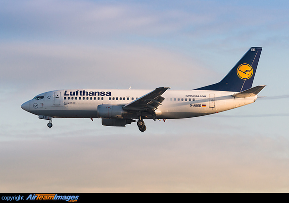 Boeing 737-330 Boeing 737-330