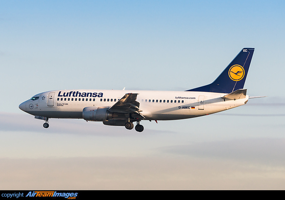 Boeing 737-330 Boeing 737-330