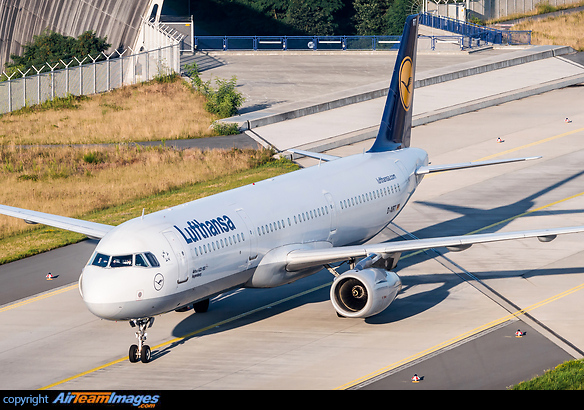 Airbus A321-131 Airbus A321-131