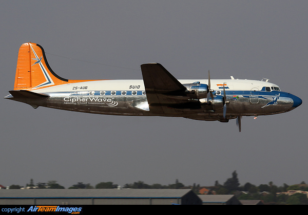 Douglas DC-4-1009 Douglas DC-4-1009