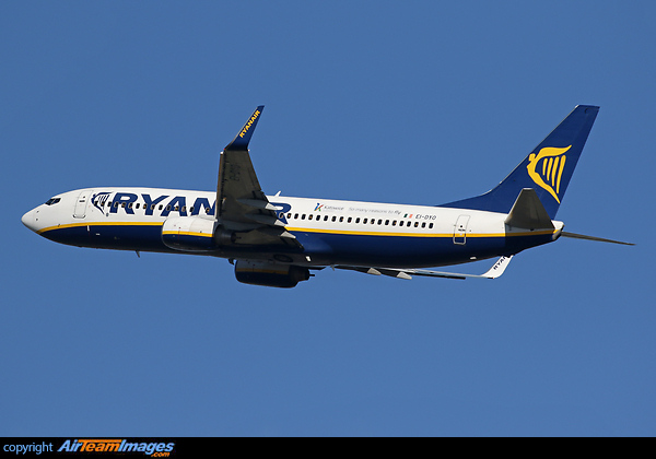 "Katowice Airport, so many reasons to fly".
Katowice(southwestern Poland) is a center of science, culture, industry, business, trade, and transportation in Upper Silesia and southern Poland, and the main city in the Upper Silesian Industrial Region. Boeing 737-8AS