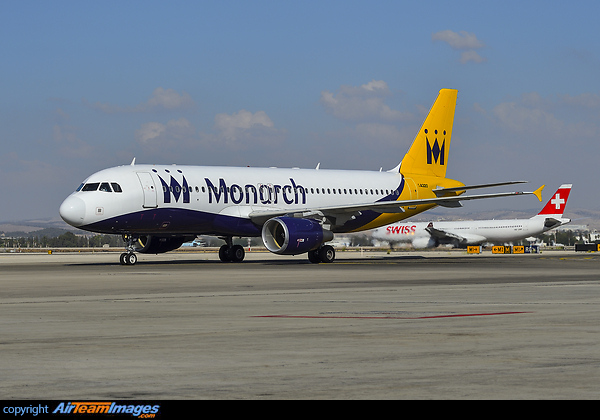 Airbus A320-214 Airbus A320-214