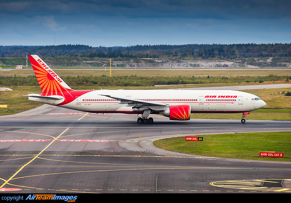 Boeing 777-237/LR Boeing 777-237/LR
