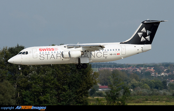 British Aerospace Avro RJ100 British Aerospace Avro RJ100