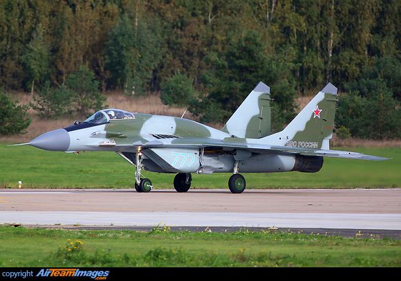 Mikoyan Gurevich MiG-29 Mikoyan Gurevich MiG-29