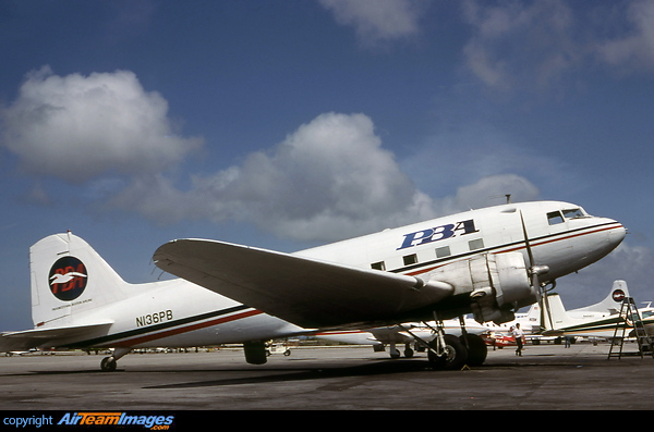 Douglas DC-3 Douglas DC-3