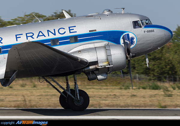 Douglas C-47A Skytrain (DC-3) Douglas C-47A Skytrain (DC-3)