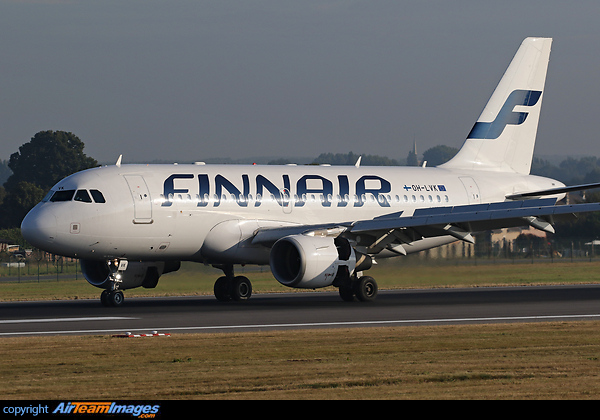 Airbus A319-112 Airbus A319-112